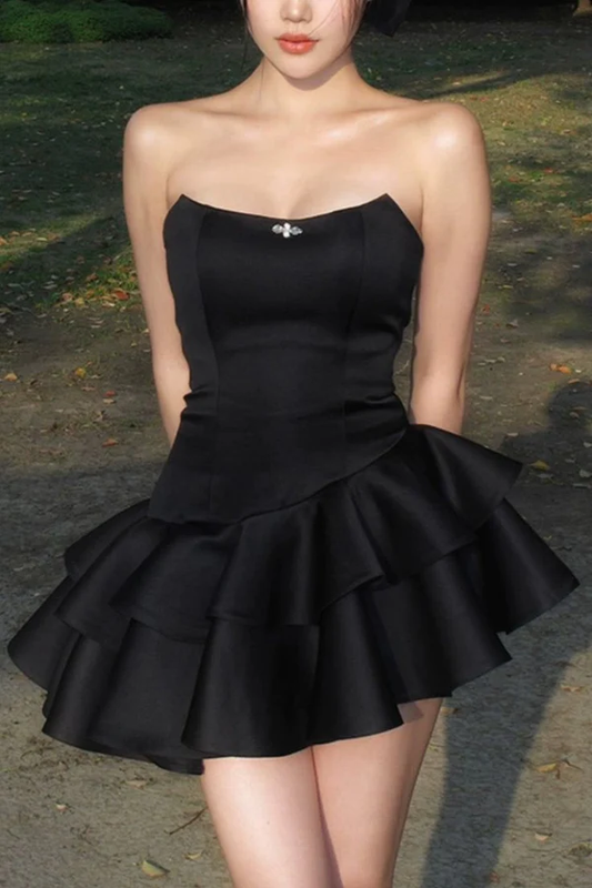 Chic Strapless Black Satin Short Prom Dress Layered Homecoming Dresses SH1411