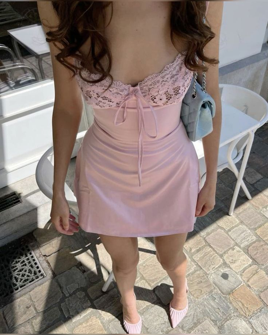Spaghetti Straps Lace Sweetheart Neckline Pink Homecoming Dress Mini Prom Dress SH1100
