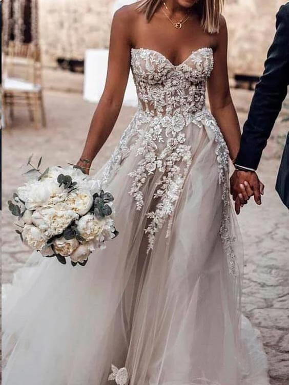 Fashion Appliques Tulle Ball Gown Wedding Dress T990