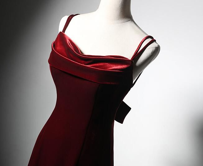 Elegant Burgundy Spaghetti Straps Velvet Mermaid Prom Dress Evening Dress SH571