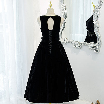 A line Black Knee Length Prom Dresses SH181