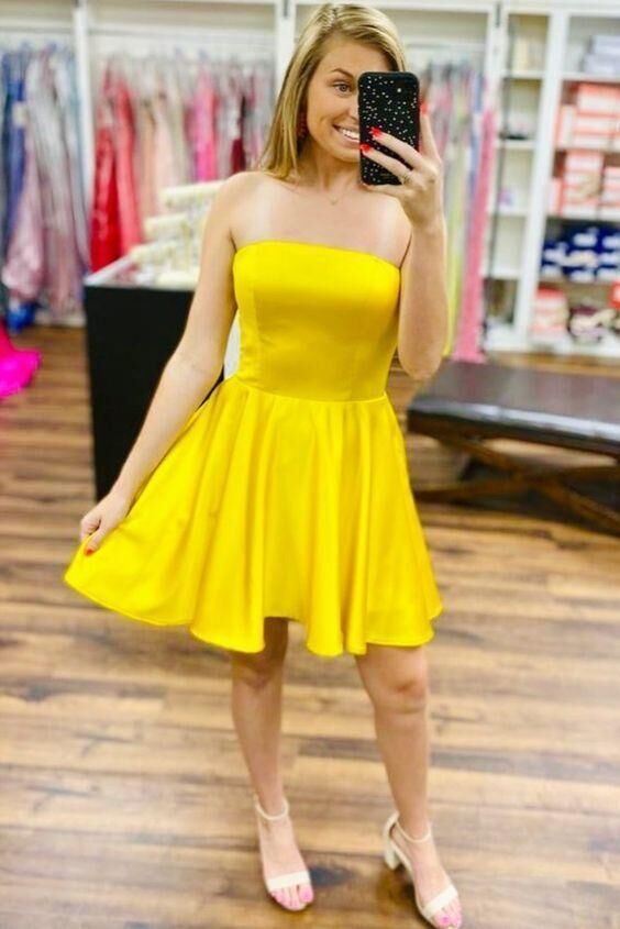Yellow Short Prom Dress, Strapless Homecoming Dress H3469